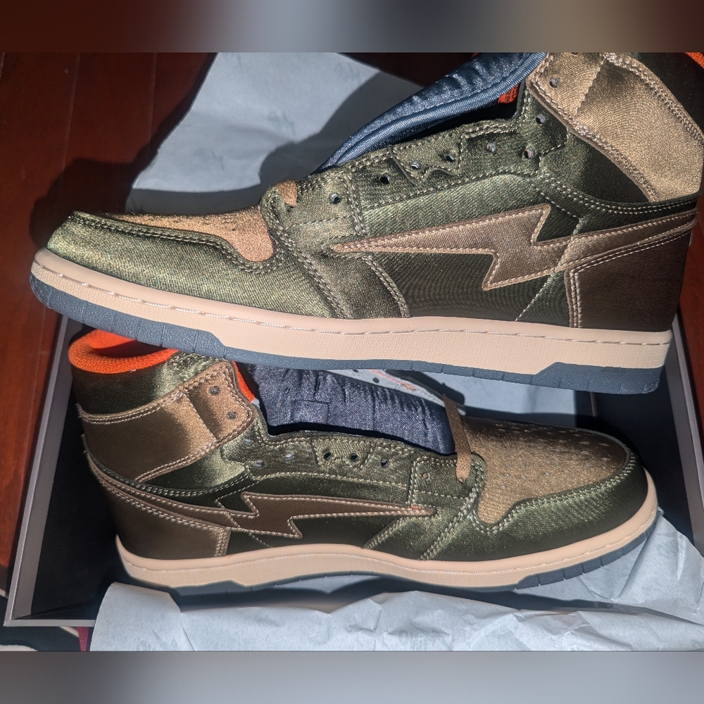 Air Omi Brand New size 12